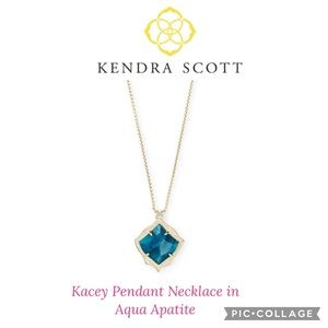 Kendra Scott Kacey Pendant Necklace in Aqua Apatite. NWT